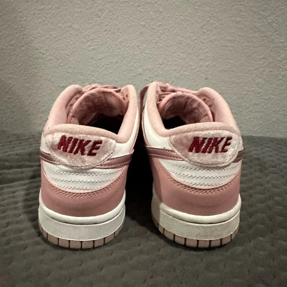 Nike low top